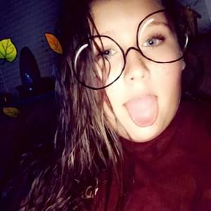 Meet your Posher, Savanah